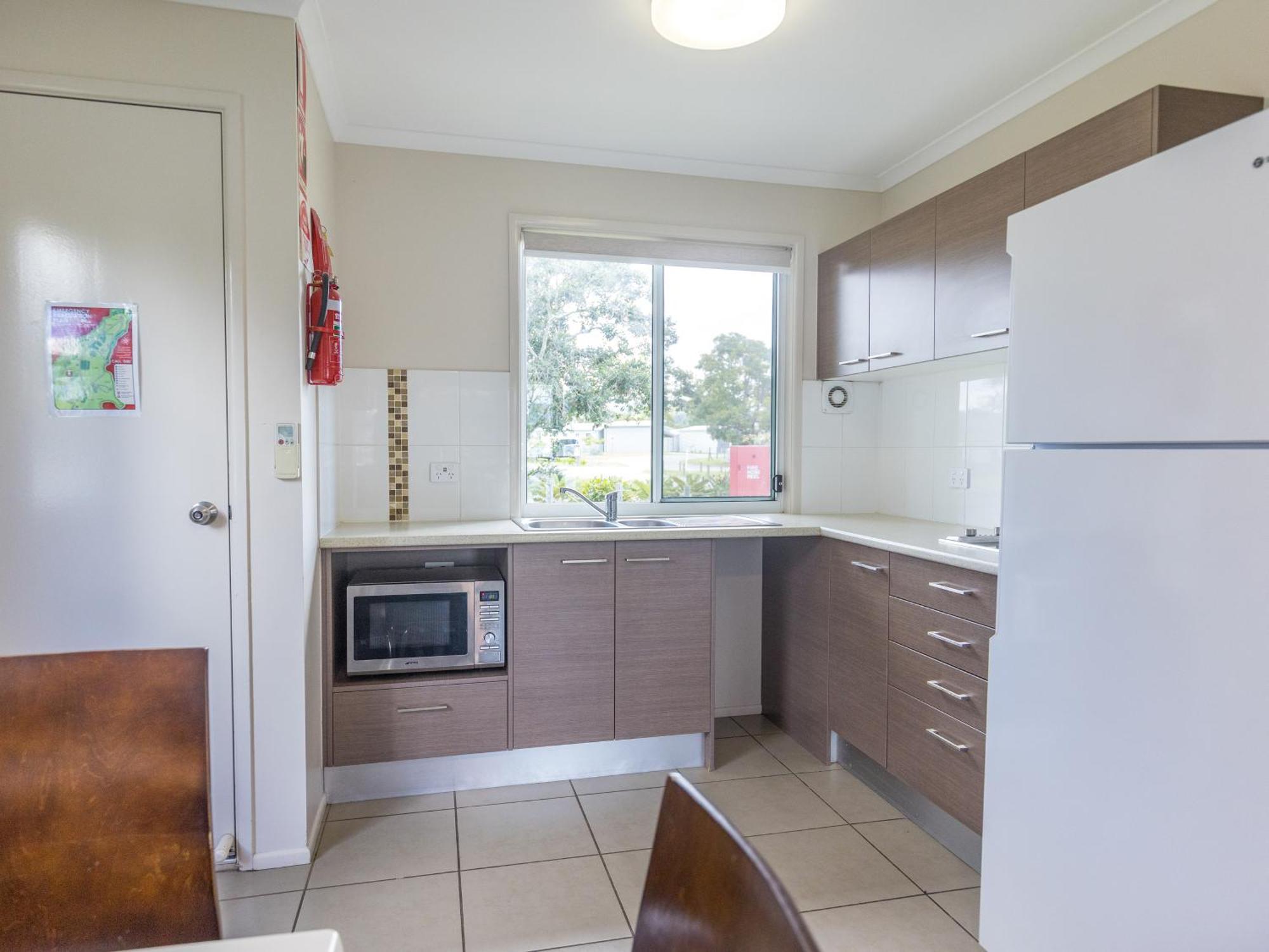 Nrma Lake Somerset Holiday Park Kilcoy Rum bild